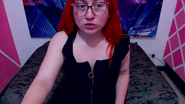 XxMiaSexxyHotxX online show from December 1, 2025, 2:11 pm