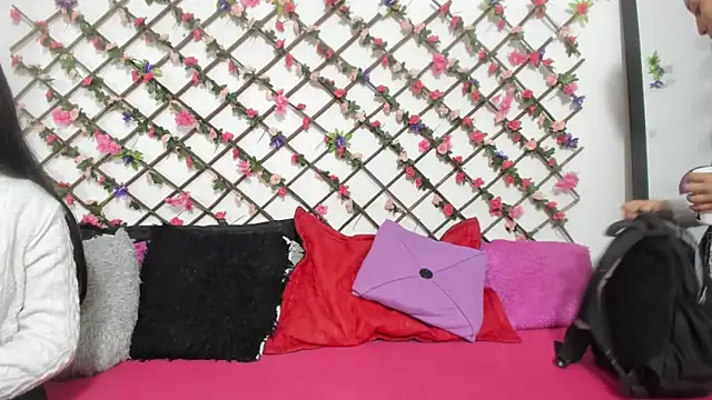 abby eemily online show from February 21, 2025, 11:33 am