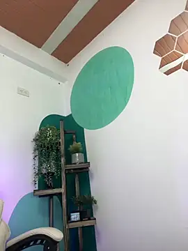 LollaByer online show from November 14, 2025, 9:02 pm