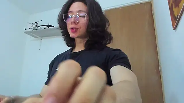 Snapshot of AngelBennet_ chatting on February 11, 2025, 3:08 am AngelBennet online show from February 11, 2025, 3:08 am