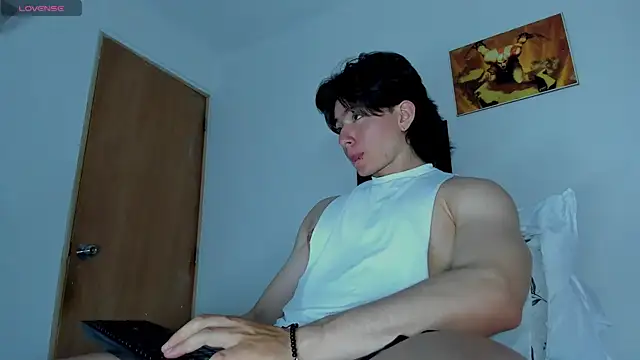 AngelBennet  online show from March 3, 2026, 9:21 pm