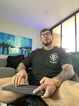 Snapshot of DimitriSullivan_ chatting on March 12, 2025, 9:13 pm DimitriSullivan online show from March 12, 2025, 9:13 pm