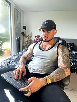 DimitriSullivan  online show from January 16, 2026, 1:48 pm