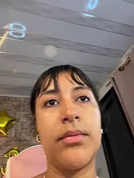 Snapshot of Lady_Rey chatting on April 15, 2026, 11:05 pm Lady Rey online show from April 15, 2026, 11:05 pm