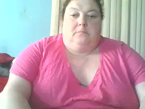 Snapshot of Honeybee2025 chatting on December 23, 2024, 7:30 pm Honeybee2025 online show from December 23, 2024, 7:30 pm