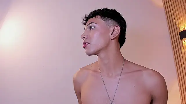 im sebaslopez online show from January 28, 2025, 11:06 am