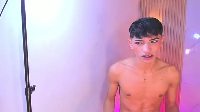 im sebaslopez online show from November 11, 2025, 8:09 pm