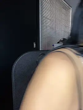 bigasssweet 2 online show from March 3, 2026, 6:25 pm