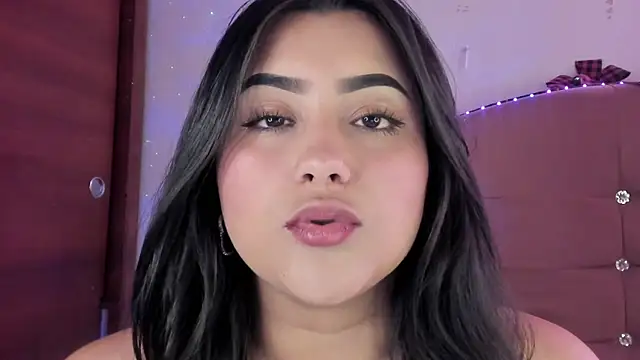 Snapshot of male_couper chatting on February 3, 2025, 8:35 pm male couper online show from February 3, 2025, 8:35 pm