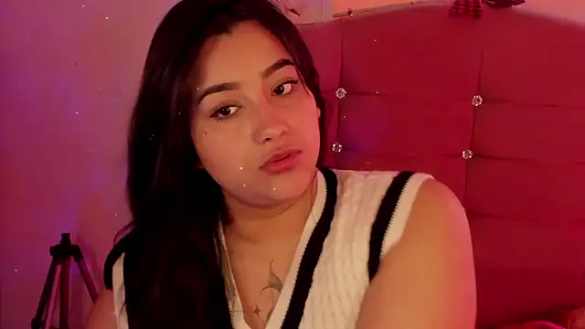 Snapshot of male_couper chatting on February 19, 2025, 8:10 pm male couper online show from February 19, 2025, 8:10 pm