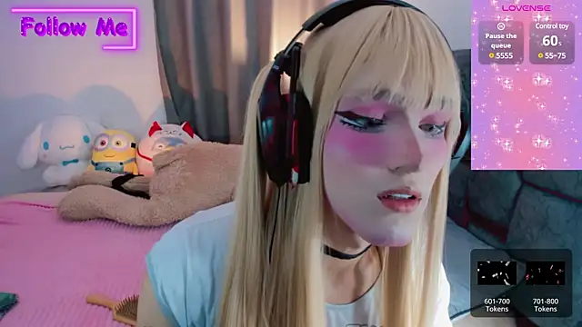 Kirmyy  online show from March 5, 2025, 10:32 pm