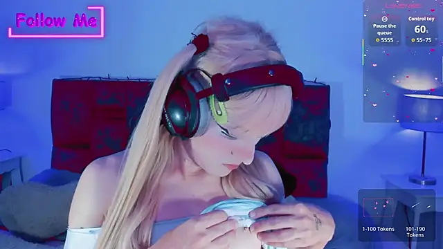 Kirmyy  online show from November 24, 2025, 9:36 pm