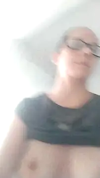 nicolle milf1978 online show from November 22, 2025, 1:54 pm