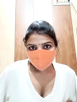 Snapshot of Scheme_SS chatting on February 3, 2026, 5:07 pm Scheme SS online show from February 3, 2026, 5:07 pm