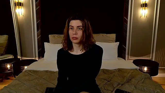 VikkiStorm online show from March 19, 2025, 6:14 am