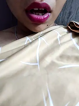 Snapshot of shalini_fire chatting on November 9, 2025, 7:23 pm shalini fire online show from November 9, 2025, 7:23 pm