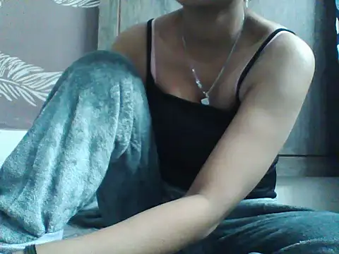 Snapshot of shalini_fire chatting on November 25, 2025, 11:10 am shalini fire online show from November 25, 2025, 11:10 am