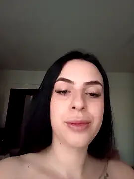 Morguisssz online show from October 6, 2025, 8:28 pm