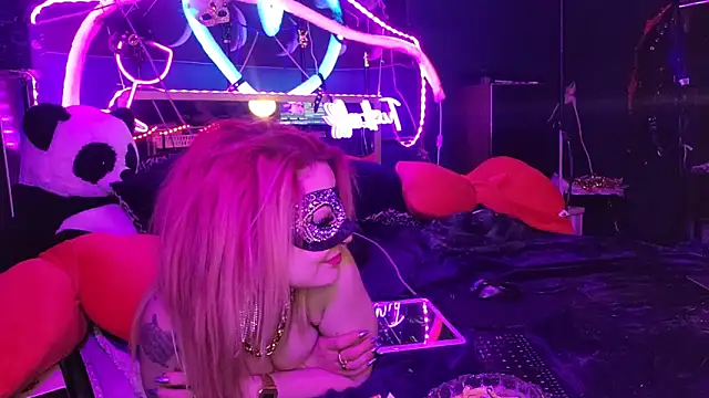 anonymouszN online show from February 22, 2025, 12:16 am