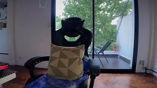 Den BlueXx online show from November 30, 2025, 6:56 pm