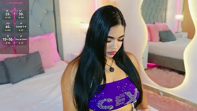 Snapshot of AllissonJames chatting on March 24, 2026, 10:15 pm AllissonJames online show from March 24, 2026, 10:15 pm