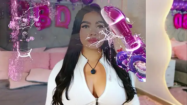Snapshot of AllissonJames chatting on April 1, 2026, 11:35 pm AllissonJames online show from April 1, 2026, 11:35 pm
