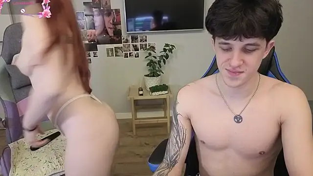 gopolsme online show from December 1, 2025, 3:11 am