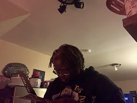 BigKittyRaven online show from December 9, 2024, 10:41 pm