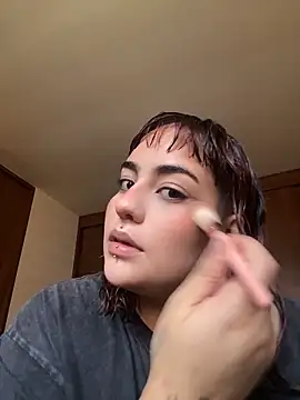 Snapshot of name_less_lulu chatting on May 24, 2026, 3:17 pm name less lulu online show from May 24, 2026, 3:17 pm