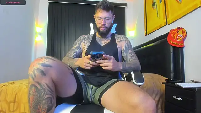 connor santtos online show from September 10, 2025, 2:39 pm