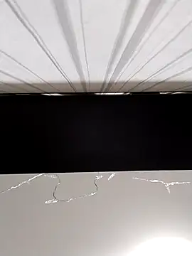 Lorrain Dorrie online show from December 15, 2025, 6:17 am