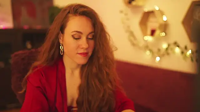 Berberis  Silene online show from December 25, 2024, 7:45 pm