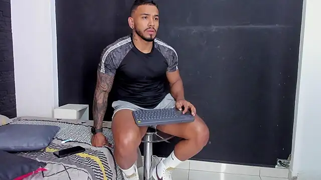 bruno miller  online show from September 23, 2025, 9:18 pm