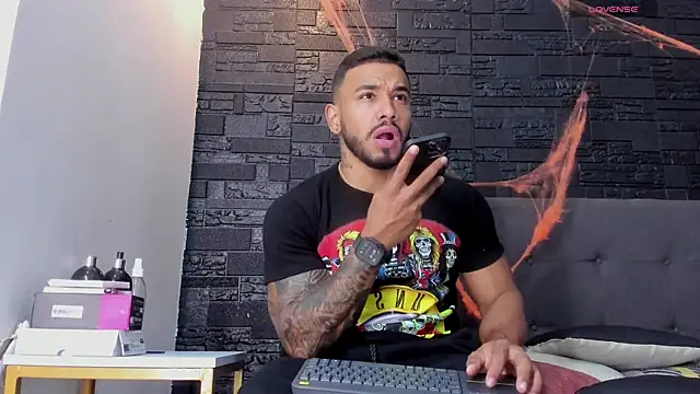 bruno miller  online show from October 26, 2025, 8:15 pm