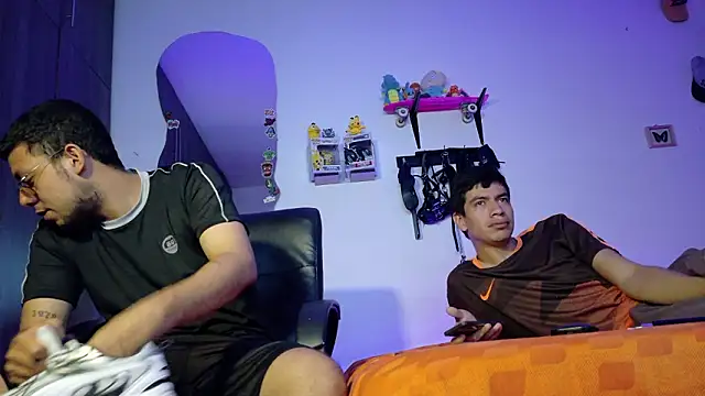 Nymphobuddies online show from March 25, 2026, 5:41 pm