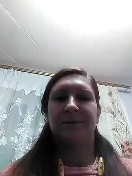 Snapshot of Princess284 chatting on December 20, 2024, 6:35 pm Princess284 online show from December 20, 2024, 6:35 pm