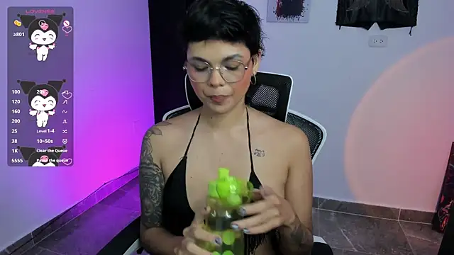 Snapshot of gooddess_isis chatting on October 22, 2025, 10:04 am gooddess isis online show from October 22, 2025, 10:04 am