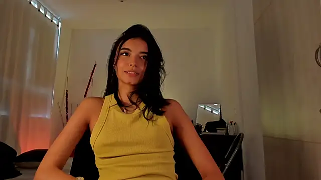 Snapshot of AnabelWolf chatting on February 3, 2025, 7:31 pm AnabelWolf online show from February 3, 2025, 7:31 pm