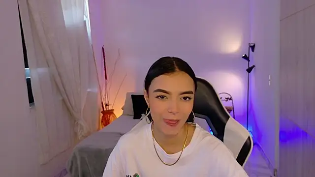 Snapshot of AnabelWolf chatting on November 28, 2025, 4:09 pm AnabelWolf online show from November 28, 2025, 4:09 pm