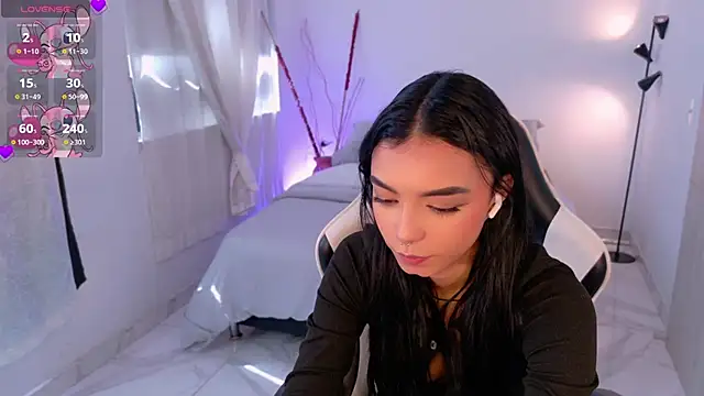 Snapshot of AnabelWolf chatting on December 4, 2025, 4:16 pm AnabelWolf online show from December 4, 2025, 4:16 pm