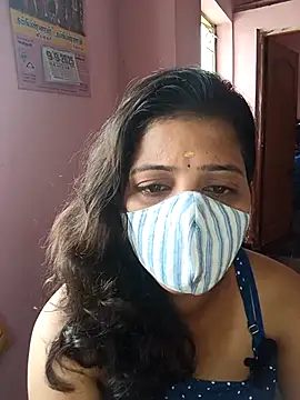 Tamil Shalini Lustyy online show from September 9, 2025, 5:18 am