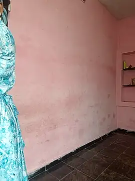 Tamil Shalini Lustyy online show from October 28, 2025, 5:11 am