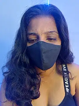 Tamil Shalini Lustyy online show from November 12, 2025, 8:52 pm