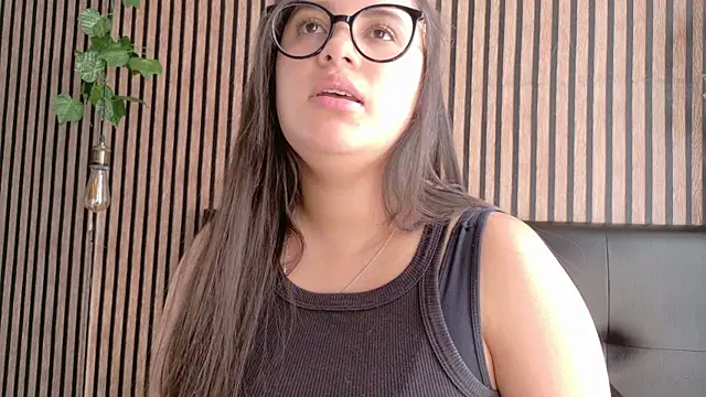 Victoria Ponce1 online show from November 6, 2025, 7:15 pm