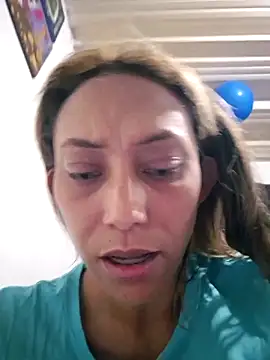 Snapshot of salome_drasin chatting on June 10, 2026, 4:23 am salome drasin online show from June 10, 2026, 4:23 am