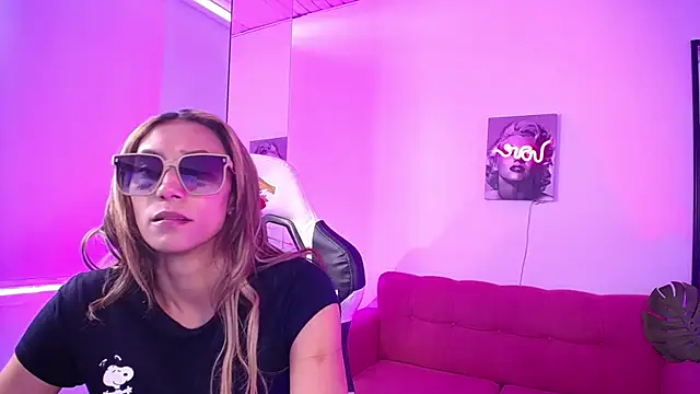 Snapshot of salome_drasin chatting on July 17, 2026, 8:57 pm salome drasin online show from July 17, 2026, 8:57 pm