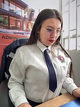 Snapshot of LIZ-06_ chatting on November 12, 2025, 1:44 pm LIZ-06 online show from November 12, 2025, 1:44 pm