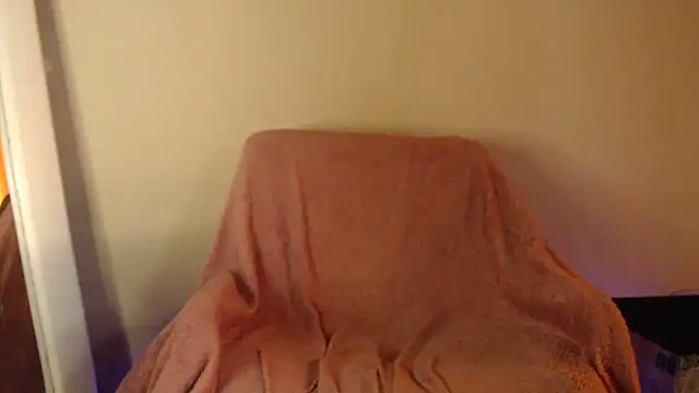 Snapshot of natgirlnatural chatting on December 4, 2025, 5:43 pm natgirlnatural online show from December 4, 2025, 5:43 pm