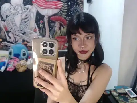 Snapshot of hachi_kitty chatting on April 11, 2026, 1:10 am hachi kitty online show from April 11, 2026, 1:10 am
