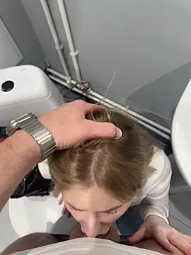 Snapshot of CaseyCumFace chatting on November 26, 2025, 12:28 pm CaseyCumFace online show from November 26, 2025, 12:28 pm